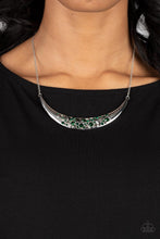 Load image into Gallery viewer, Bejeweled Baroness - Green