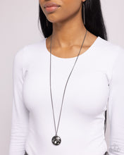 Load image into Gallery viewer, Dauntless Diva - Black
