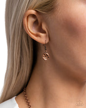 Load image into Gallery viewer, Elongated Elegance - Copper
