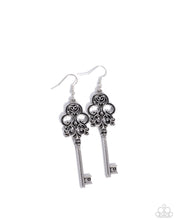 Load image into Gallery viewer, ChÃ¢teau Chic - Silver
